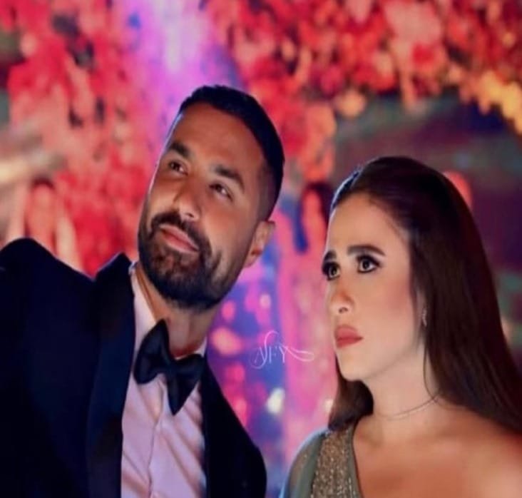 Fans Obsess Over Leila