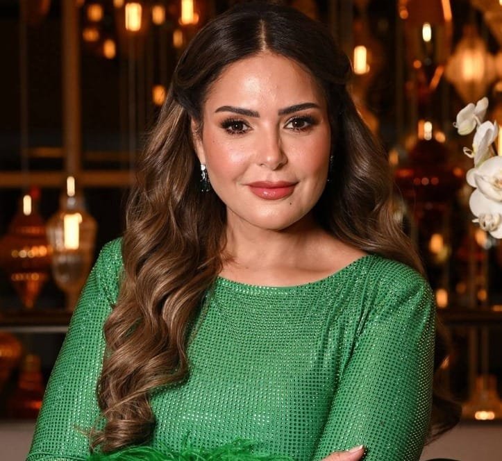 Sabreen Praises Lam