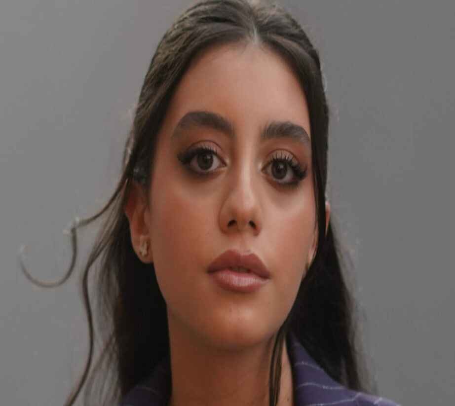 Yasmine Abde Proud of Sun's Shadow