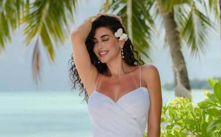 Yasmine Sabri Supports Mohamed Khamis Publicly